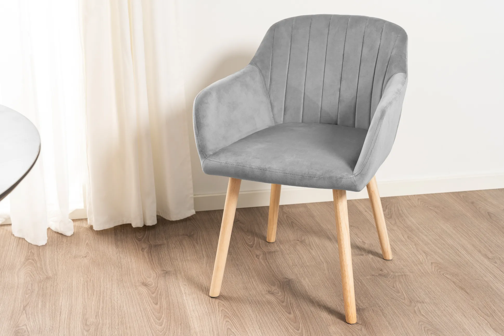 Alberte velour lysegrå