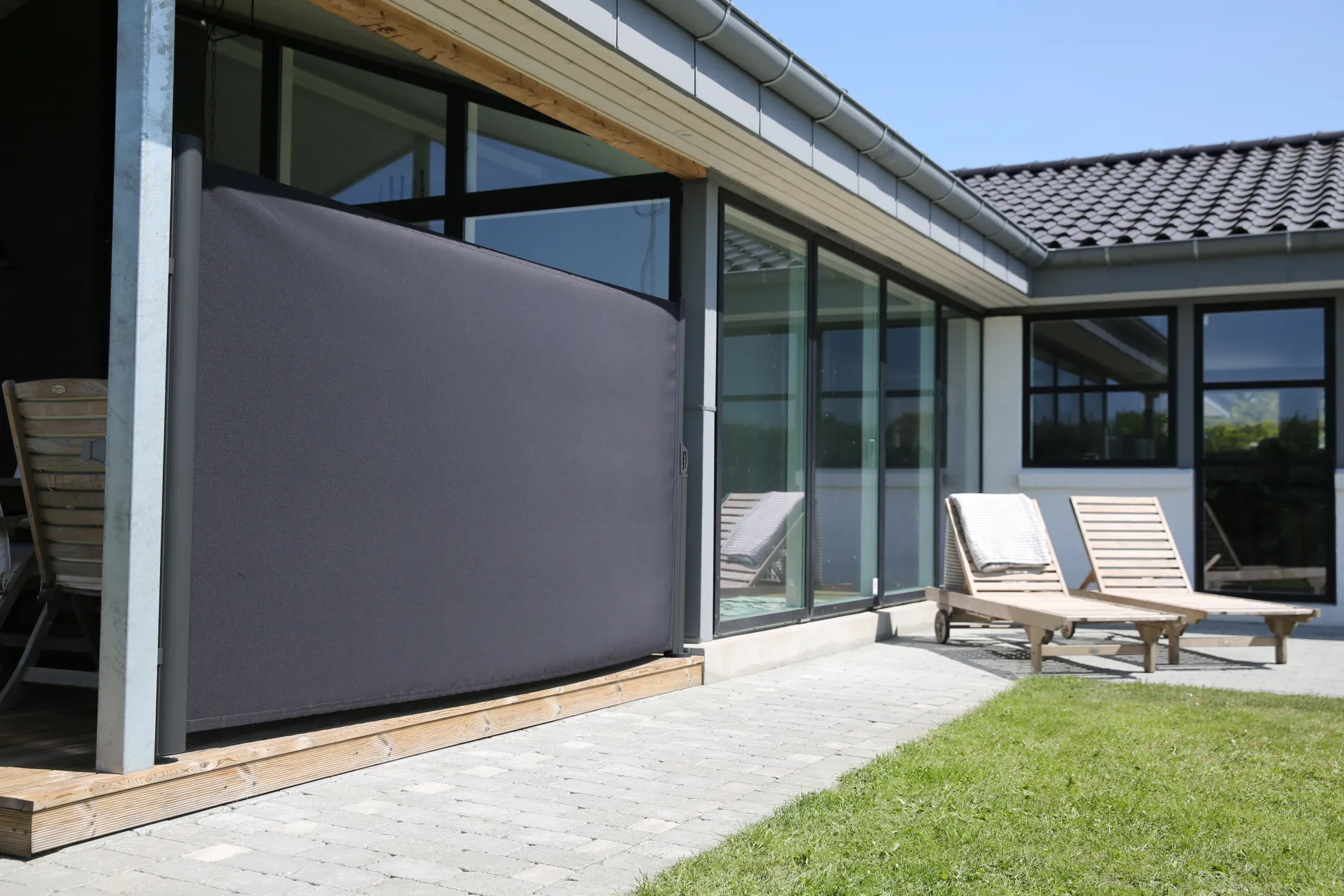 Essence læsejl lukket 500x140cm sort/antracitgrå