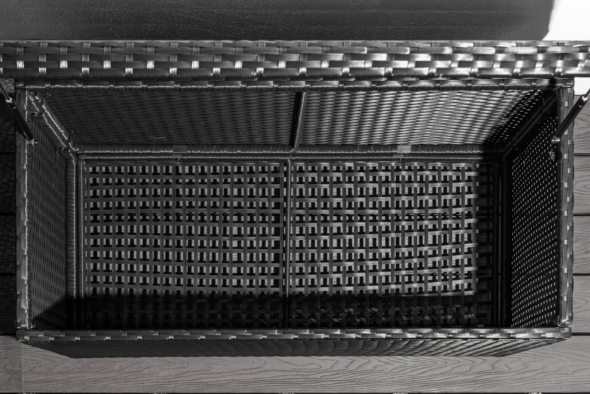 Hyndeboks 102x51x51cm sort